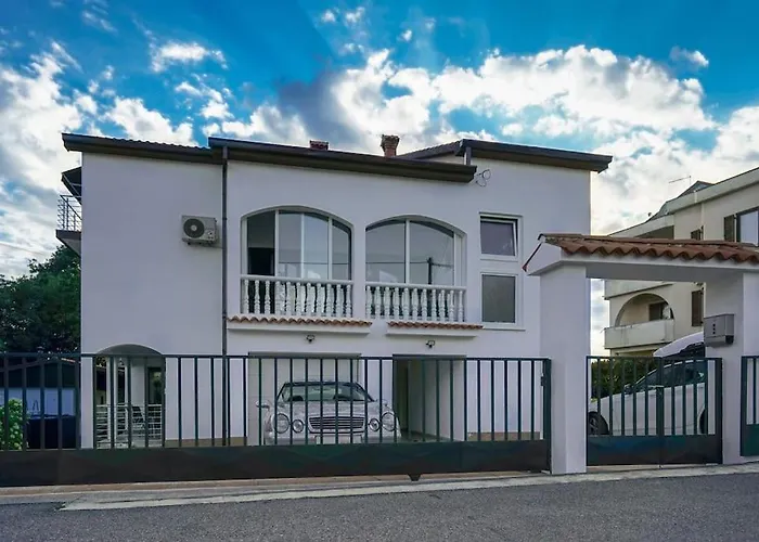 Kristijan Apartament *